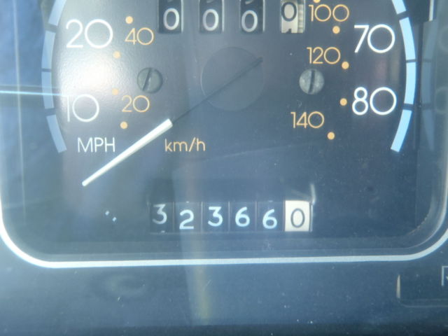 1989 White Chevrolet Capriceold Sedan