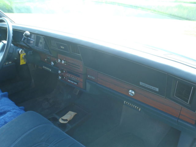 1989 White Chevrolet Capriceold Sedan