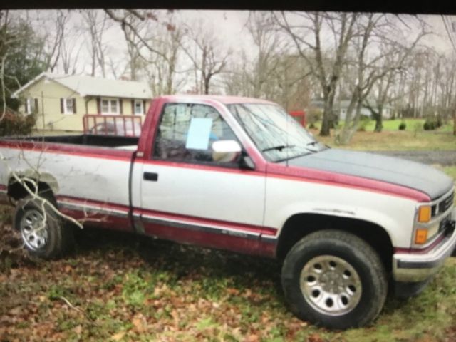 1989 Red Chevrolet C/K Pickup 1500 Standard Cab Pickup