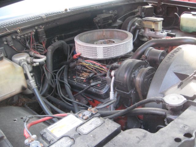 1989 White Chevrolet C/K Pickup 1500 Standard Cab Pickup