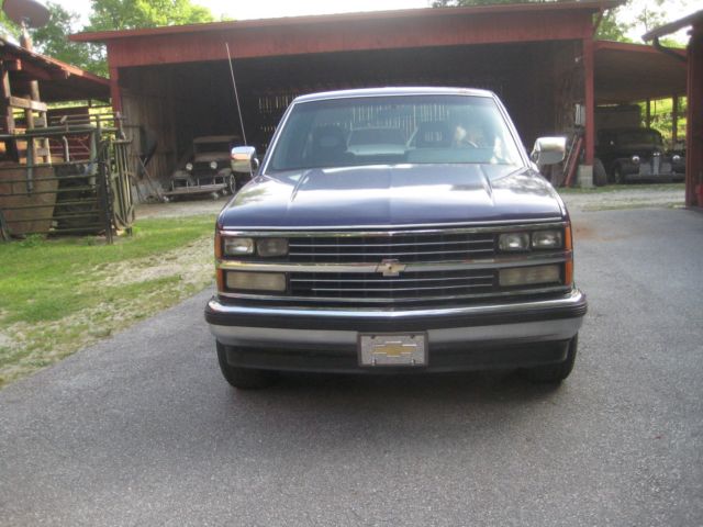 1989 White Chevrolet C/K Pickup 1500 Standard Cab Pickup