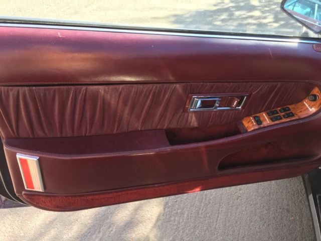 1989 Burgundy Chrysler Other Coupe