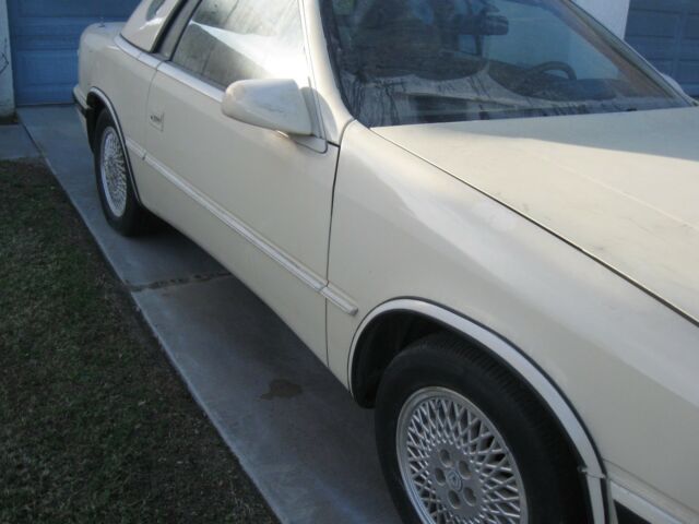1989 Burgundy Chrysler T/C BY MASERATI Convertible