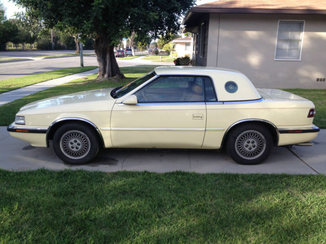 1989 Yellow Chrysler Other Convertible