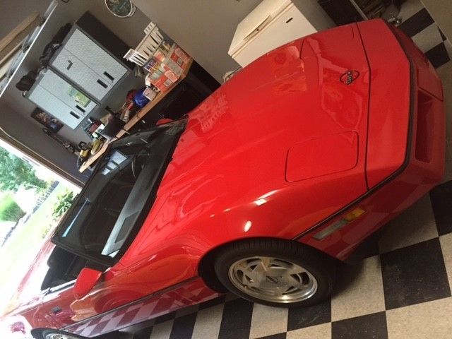 1989 Red Chevrolet Corvette Coupe