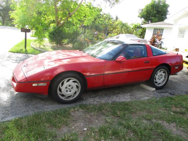 1989 Red Chevrolet Corvette