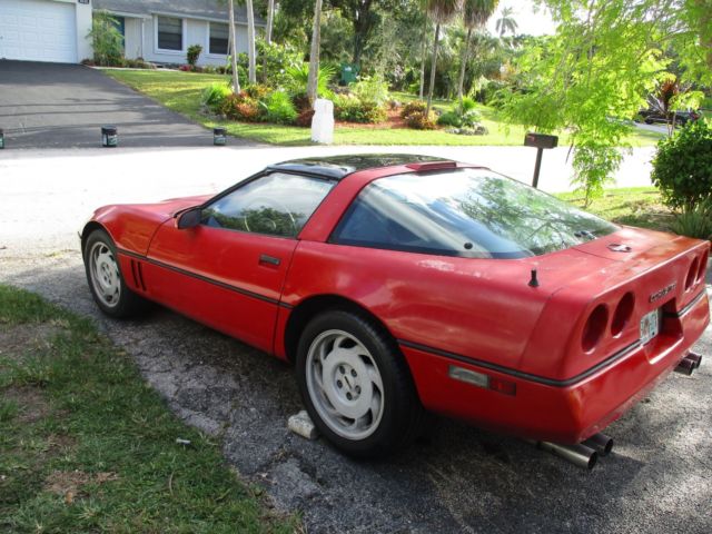 1989 Red Chevrolet Corvette