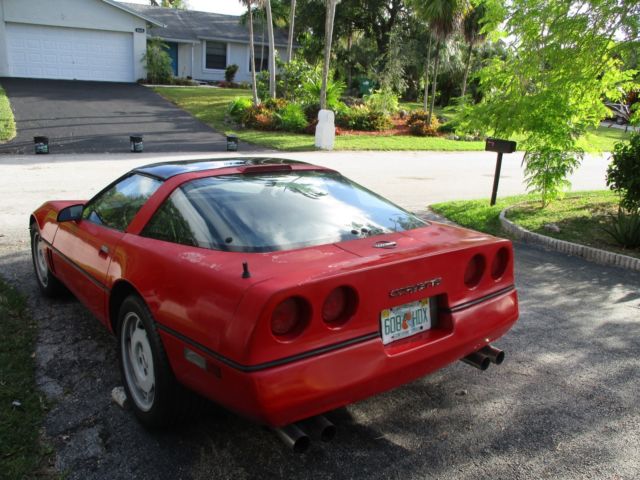1989 Red Chevrolet Corvette