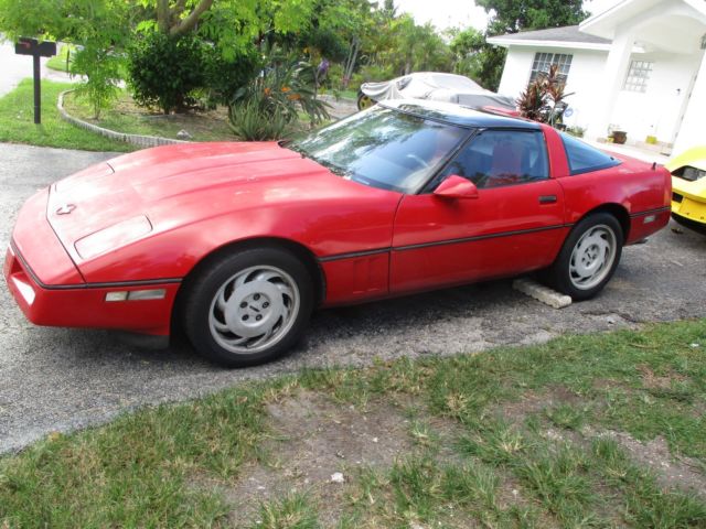 1989 Red Chevrolet Corvette