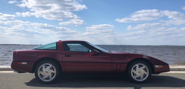 1989 Burgundy Chevrolet Corvette Coupe