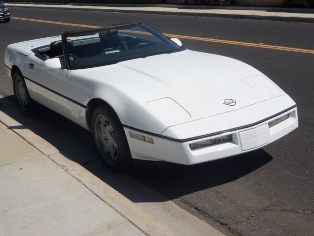 1989 white Chevrolet Corvette Convertible