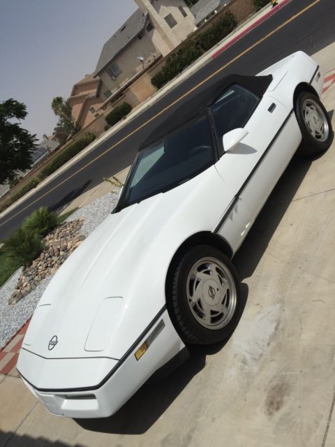 1989 white Chevrolet Corvette Convertible