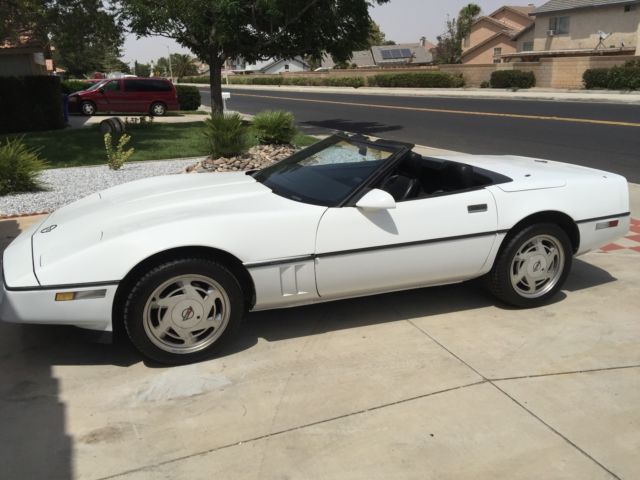 1989 white Chevrolet Corvette Convertible