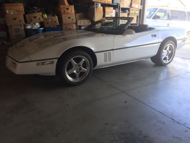 1989 white Chevrolet Corvette Convertible