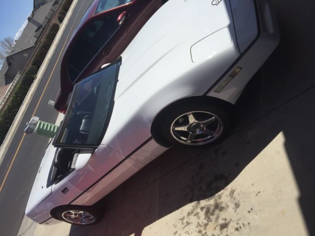 1989 white Chevrolet Corvette Convertible