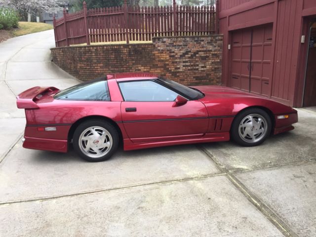 1989 Red Chevrolet Corvette