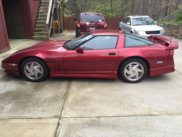 1989 Red Chevrolet Corvette