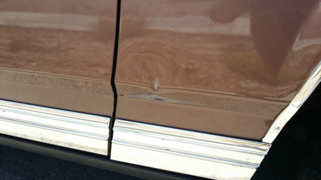 1989 Brown Ford Crown Victoria Sedan