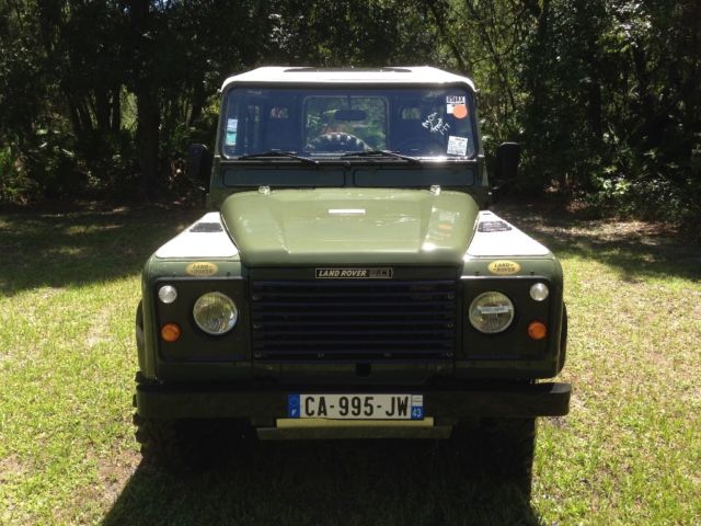 1989 Green Land Rover Defender