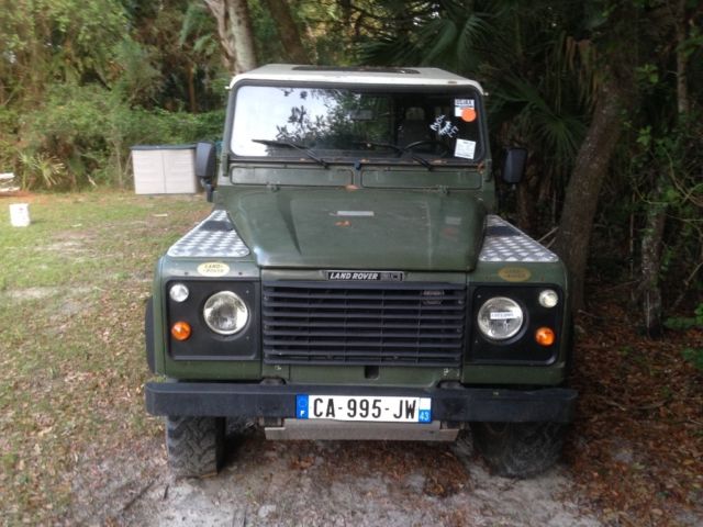 1989 Green Land Rover Defender