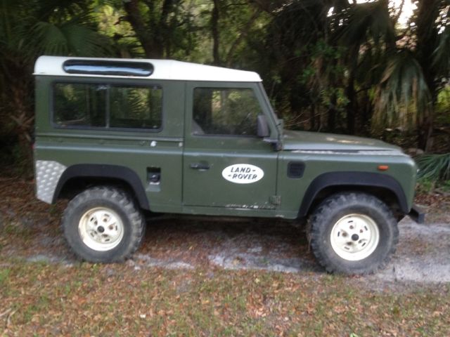 1989 Green Land Rover Defender