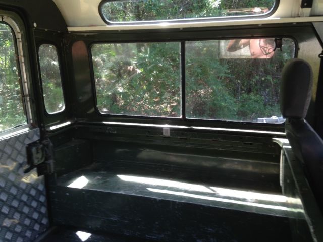 1989 Green Land Rover Defender