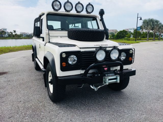 1989 White Land Rover Defender Convertible