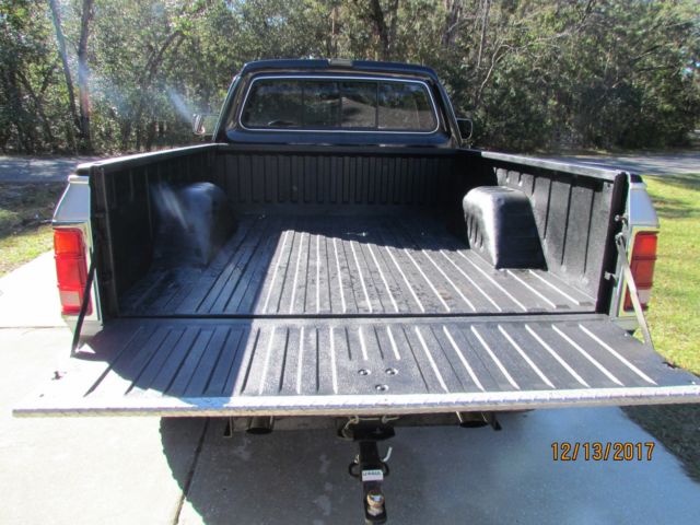 1989 black/silver Dodge Other Pickups Standard Cab Pickup