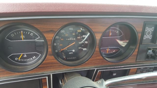 1989 Gray/black Dodge Ramcharger Coupe