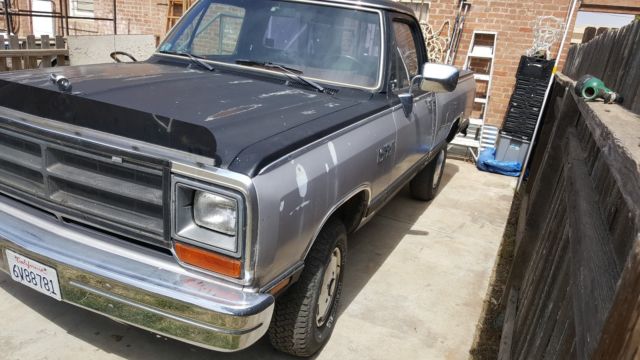 1989 Gray/black Dodge Ramcharger Coupe