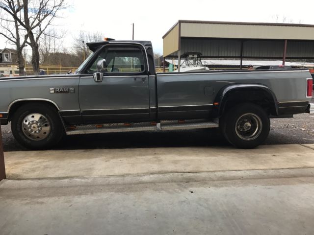 1989 Black Dodge Power Wagon single cab