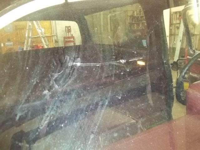 1989 Silver Dodge Ramcharger SUV