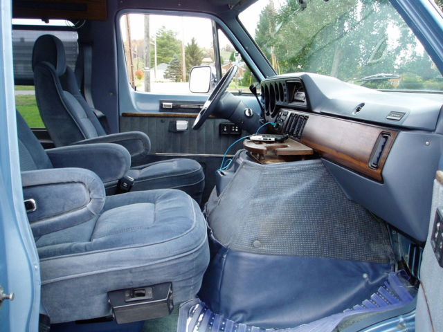 1989 Blue Dodge Ram Van Standard Passenger Van