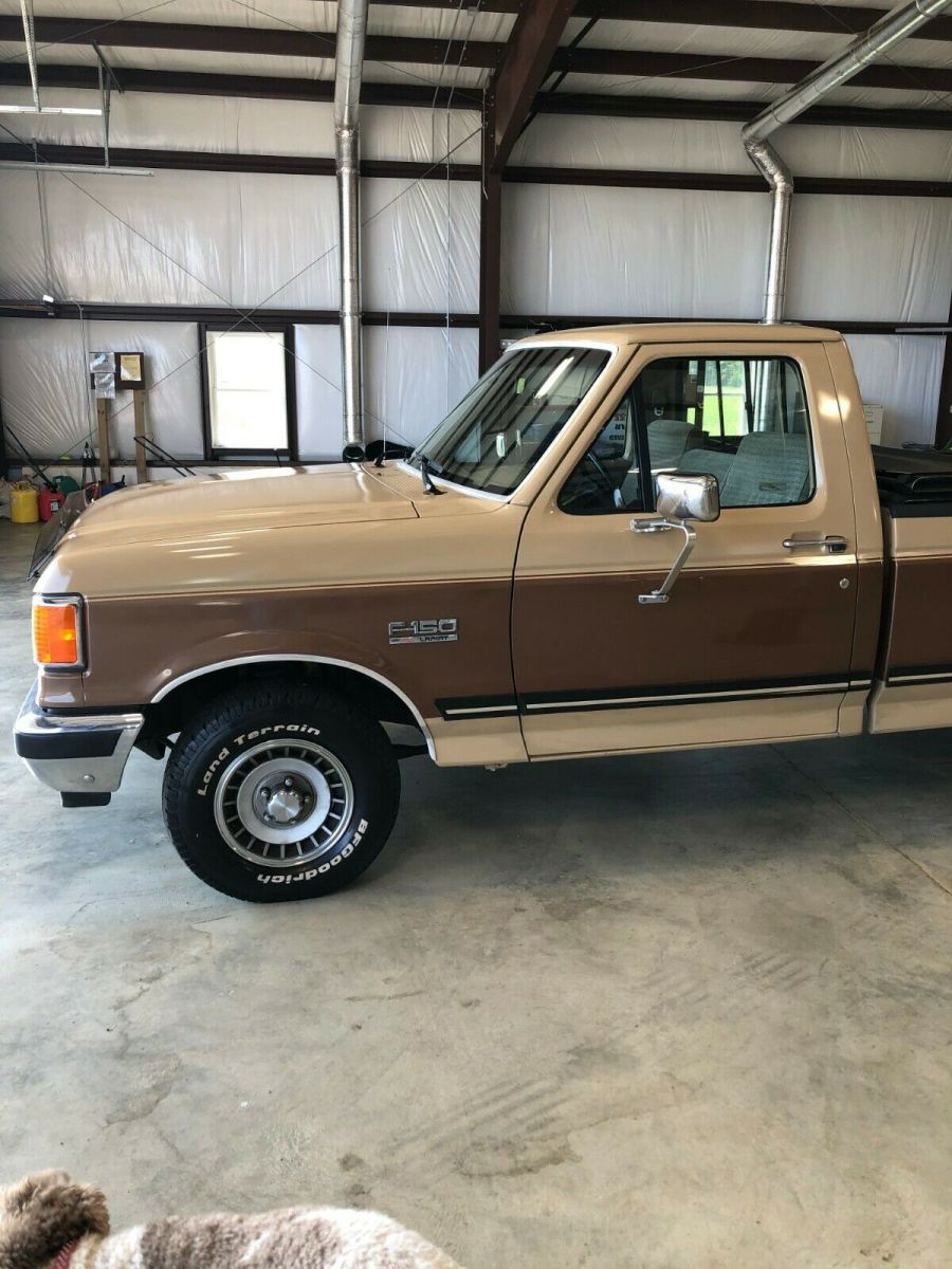 1989 LT Tan & Brown Ford F-150 Standard Cab Pickup