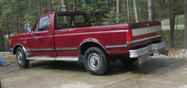 1989 Burgundy Ford F-250 Standard Cab Pickup