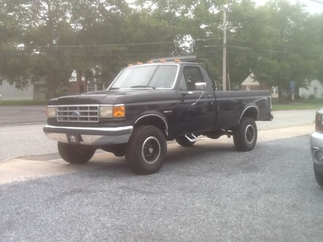 1989 Black Ford F-250