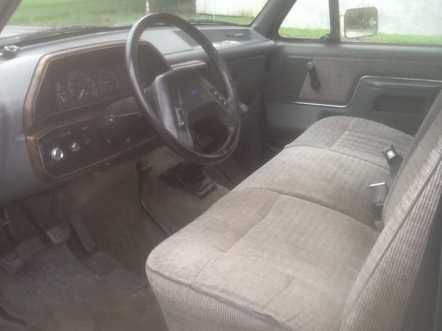 1989 Black Ford F-250