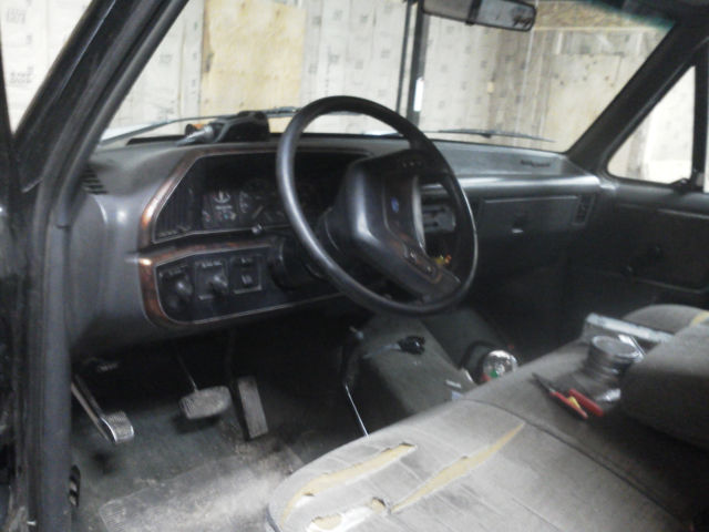 1989 Black Ford F-250 Standard Cab Pickup