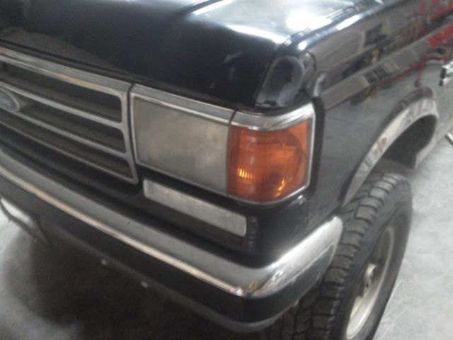 1989 Black Ford F-250 Standard Cab Pickup