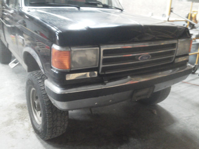 1989 Black Ford F-250 Standard Cab Pickup