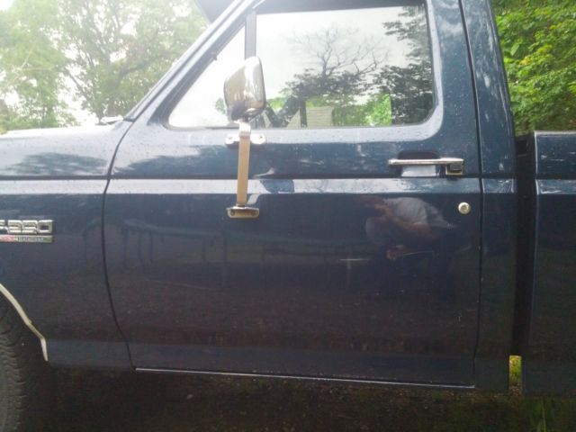 1989 Blue Ford F-250