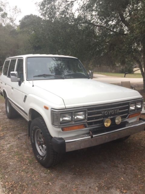 1989 White Toyota Land Cruiser SUV