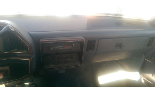1989 fair Ford F-150 truck