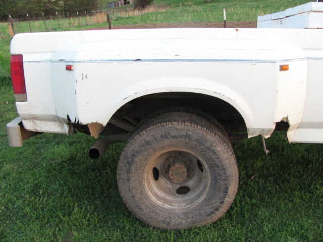1989 White Ford F-350 Cab & Chassis