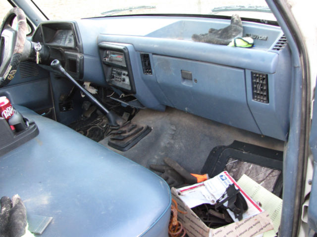 1989 White Ford F-350 Cab & Chassis