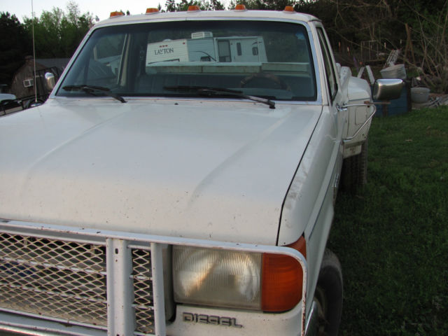 1989 White Ford F-350 Cab & Chassis