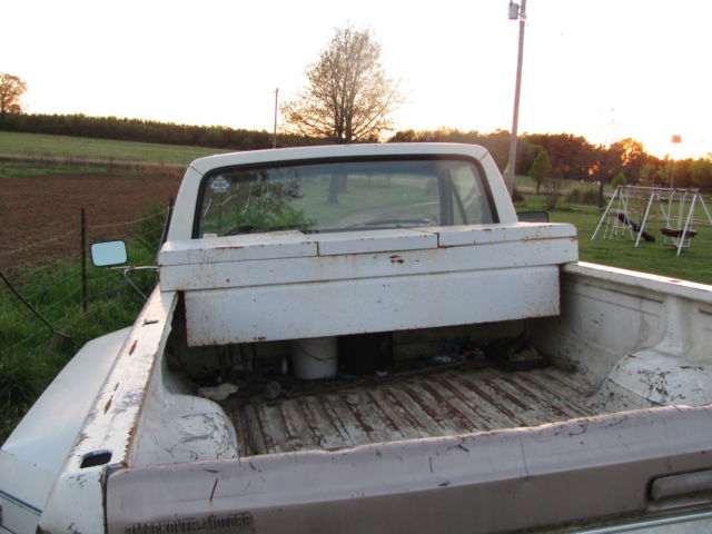 1989 White Ford F-350 Cab & Chassis