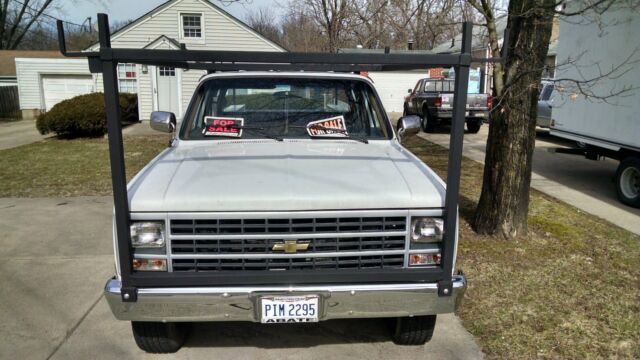 1989 white Chevrolet Other Pickups Crew Cab Pickup