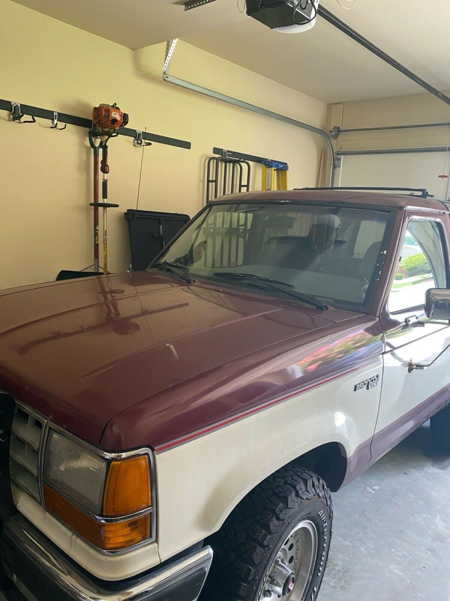 1989 Red Ford Bronco