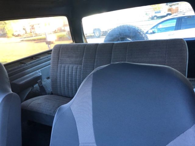 1989 Blue Ford Bronco SUV